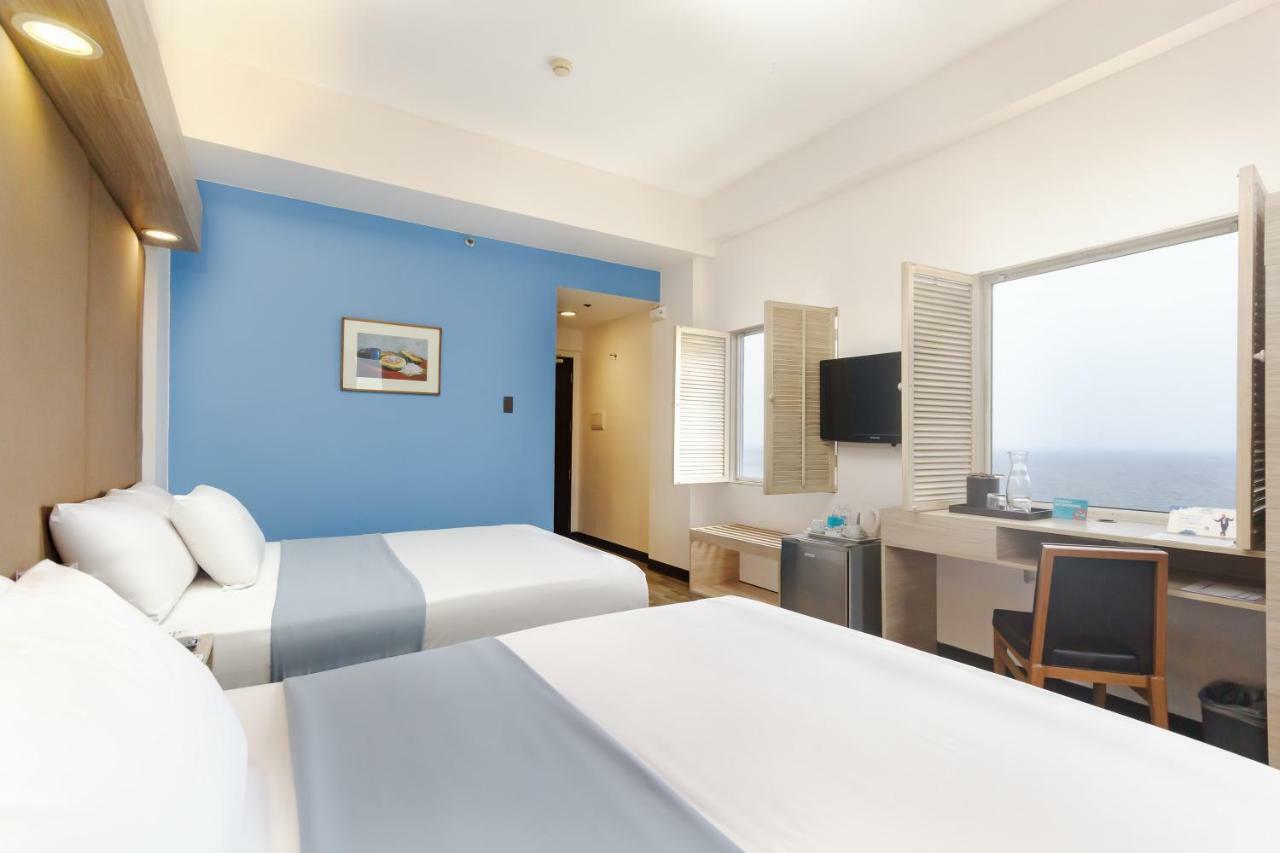 Microtel By Wyndham Mall Of