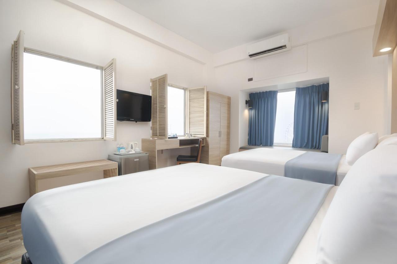 Microtel By Wyndham Mall Of 3* Pasay