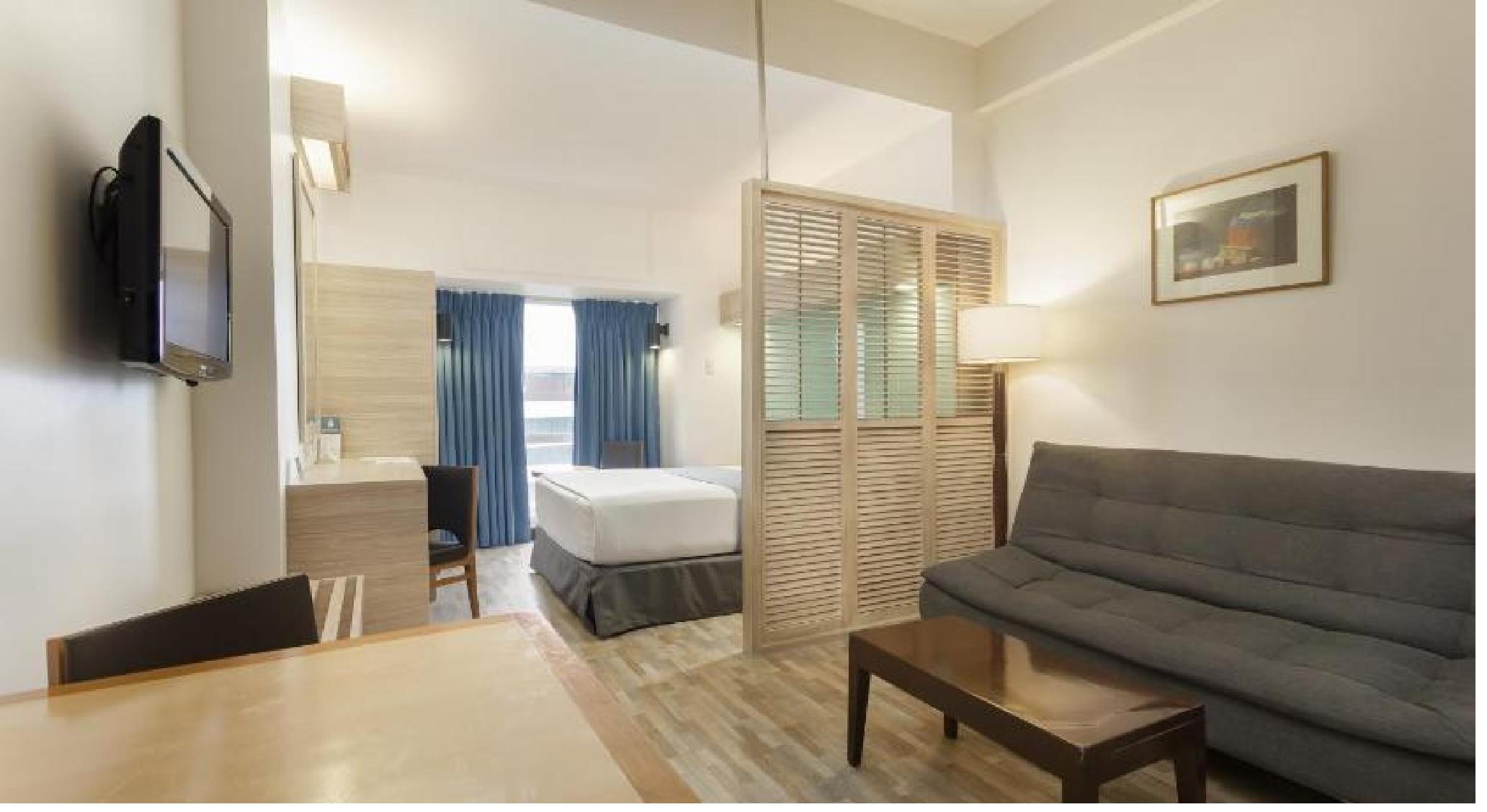 Hotel Microtel By Wyndham Mall Of 3*