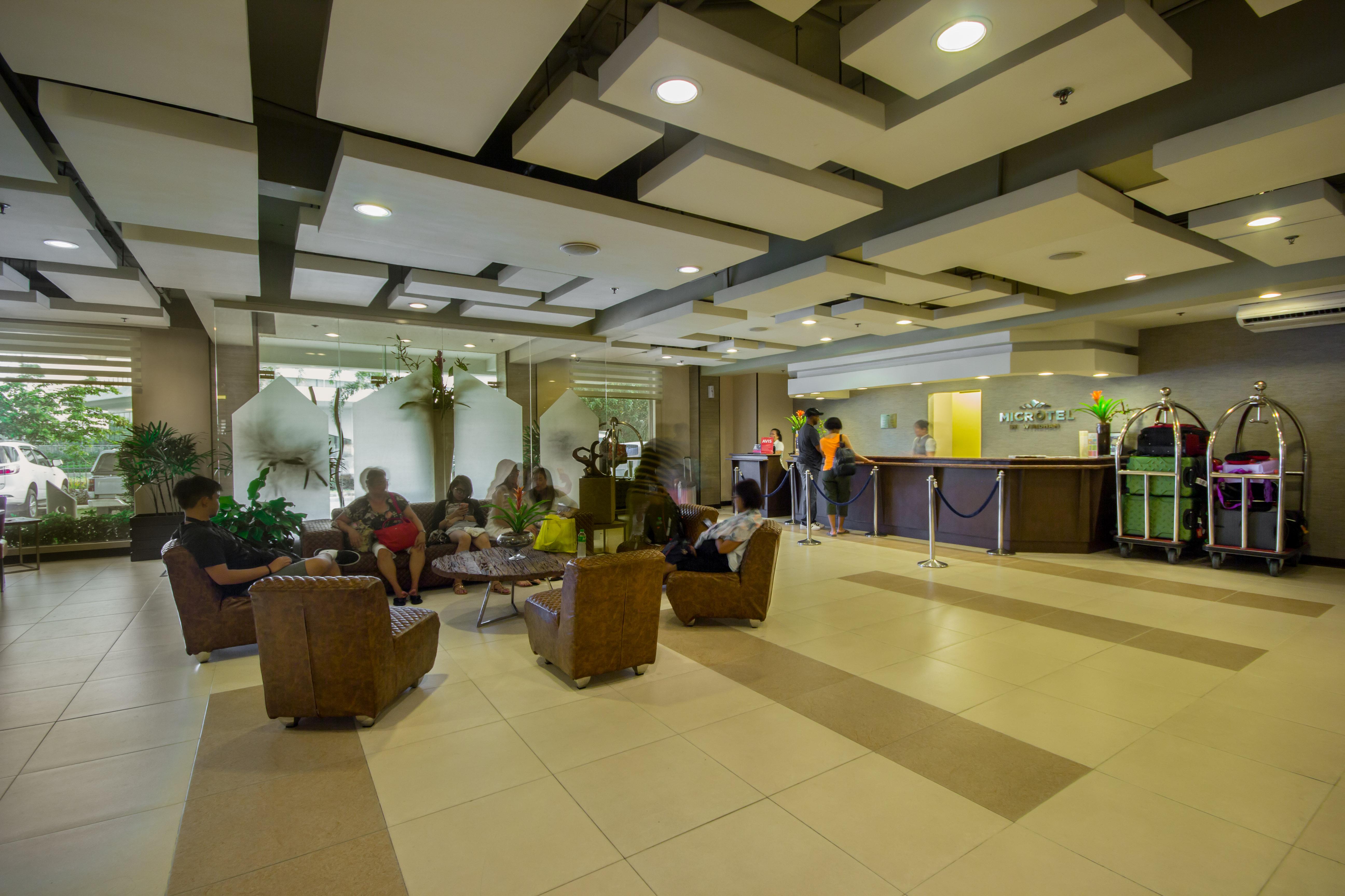 Hotel Microtel By Wyndham Mall Of