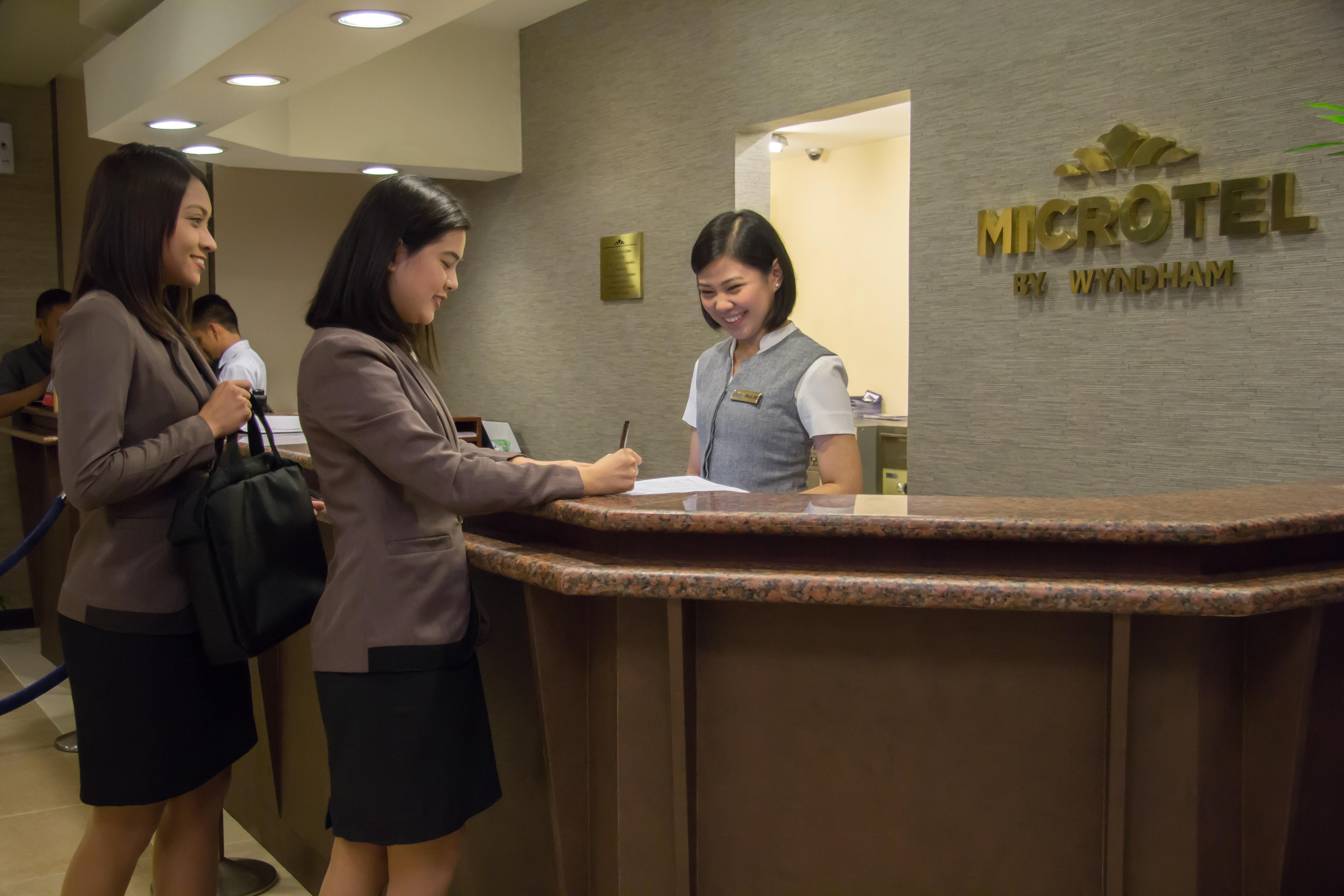 Microtel By Wyndham Mall Of Hotel Pasay