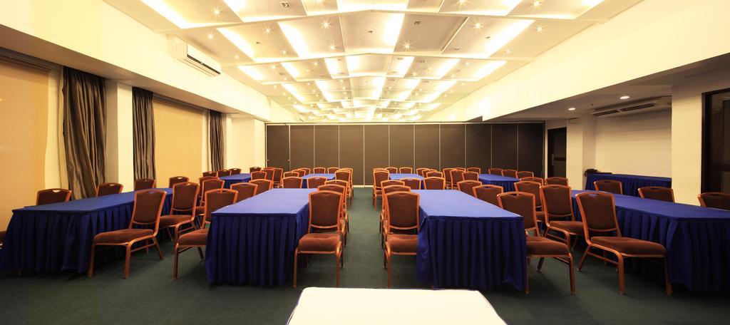 Microtel By Wyndham Mall Of