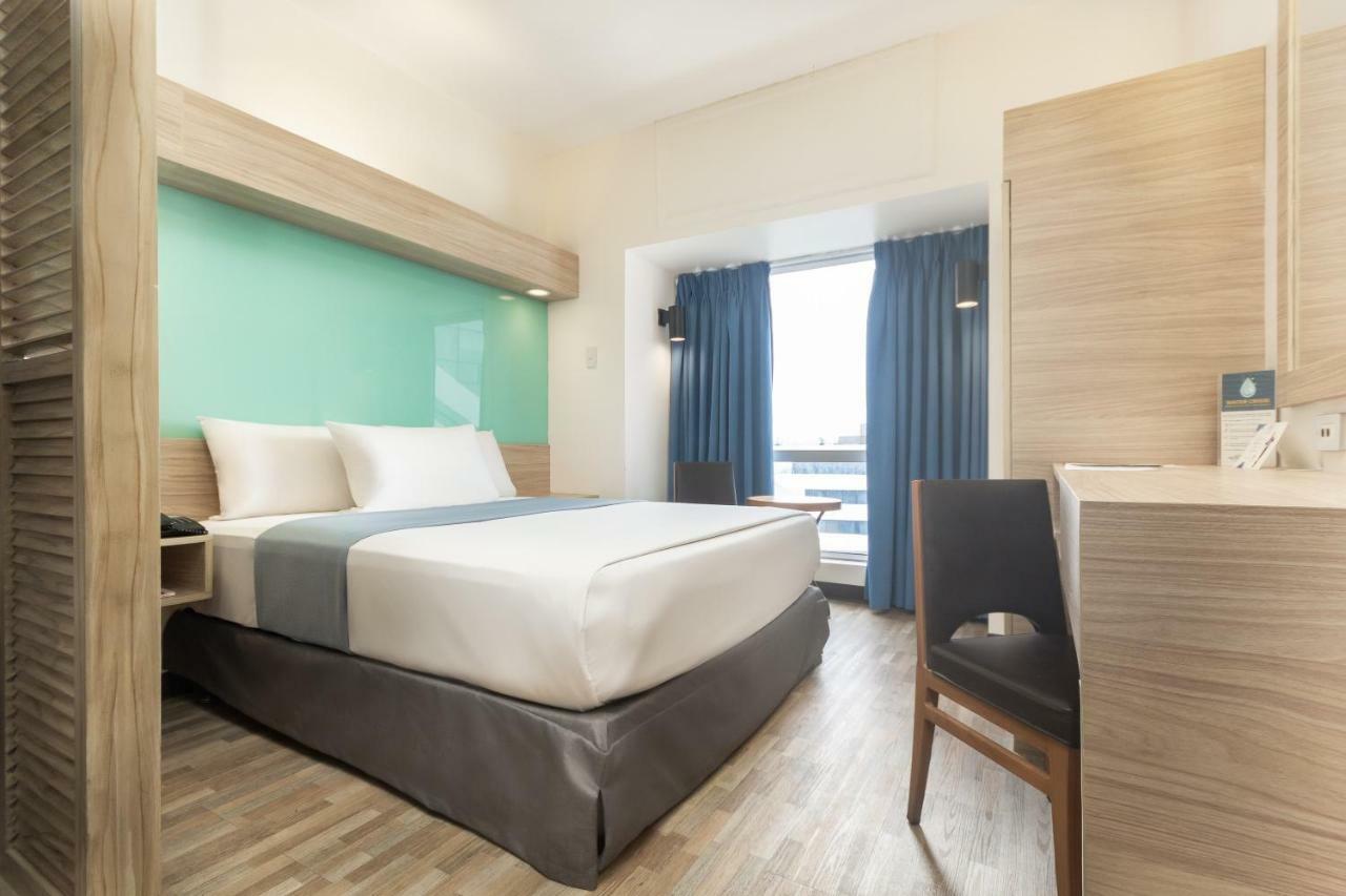 Microtel By Wyndham Mall Of Hotel